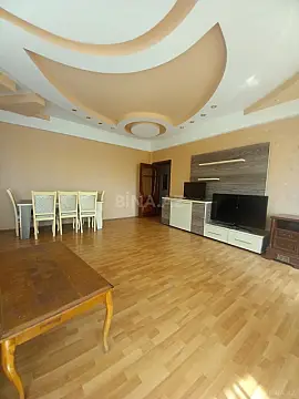 Kirayə verilir 4 otaqlı mənzil 230 m² — Bakı, Nəsimi 4 otaq 230.00 m²