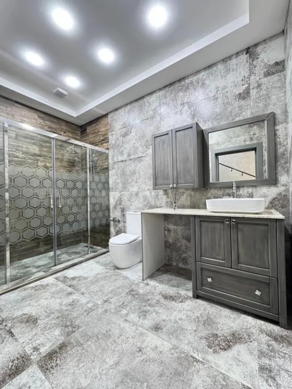 Satılır 5 otaqlı həyət evi 300 m²