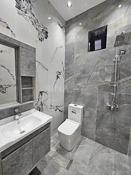 Kirayə verilir 4 otaqlı həyət evi 360 m²