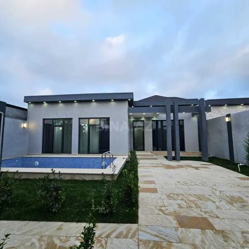 Kirayə verilir 4 otaqlı həyət evi 360 m²