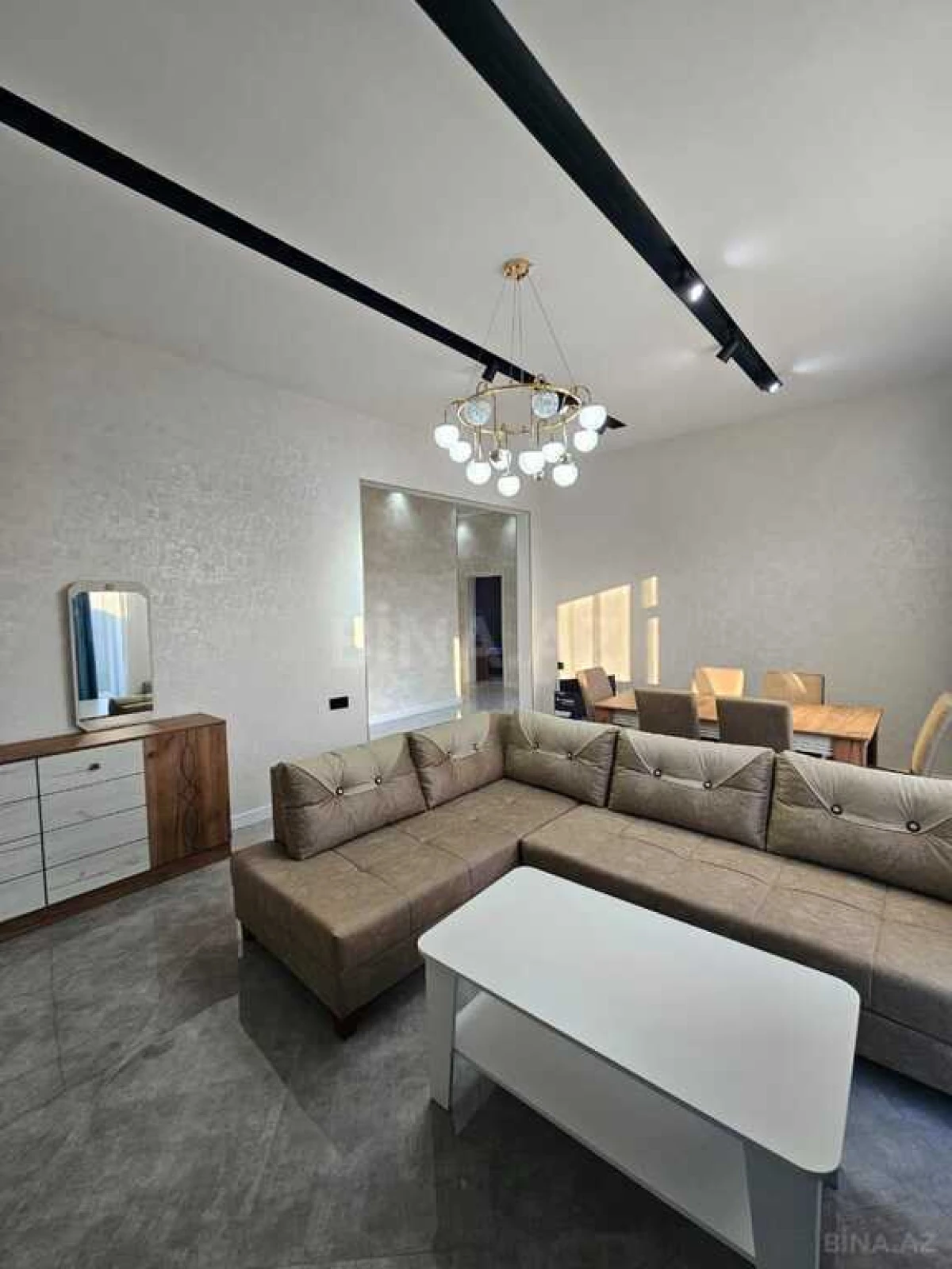 Kirayə verilir 4 otaqlı həyət evi 360 m²