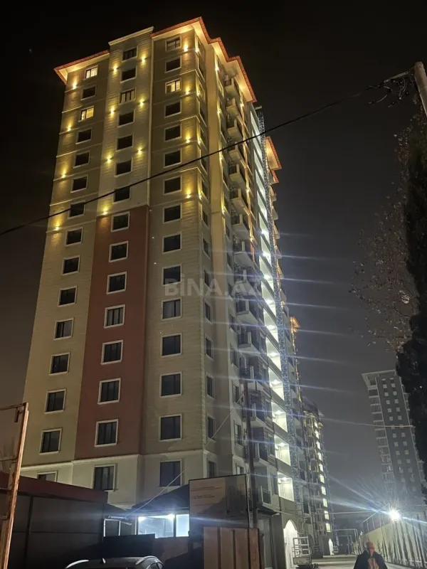 Satılır 2 otaqlı mənzil 77 m²