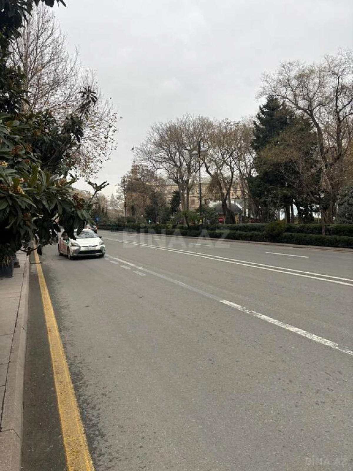 Kirayə verilir obyekt 362 m²