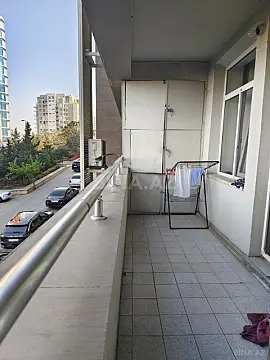 Satılır 3 otaqlı mənzil 70 m²