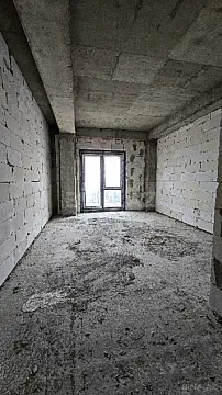 Satılır 3 otaqlı mənzil 138 m²