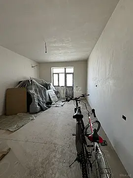 Satılır 4 otaqlı mənzil 160 m²