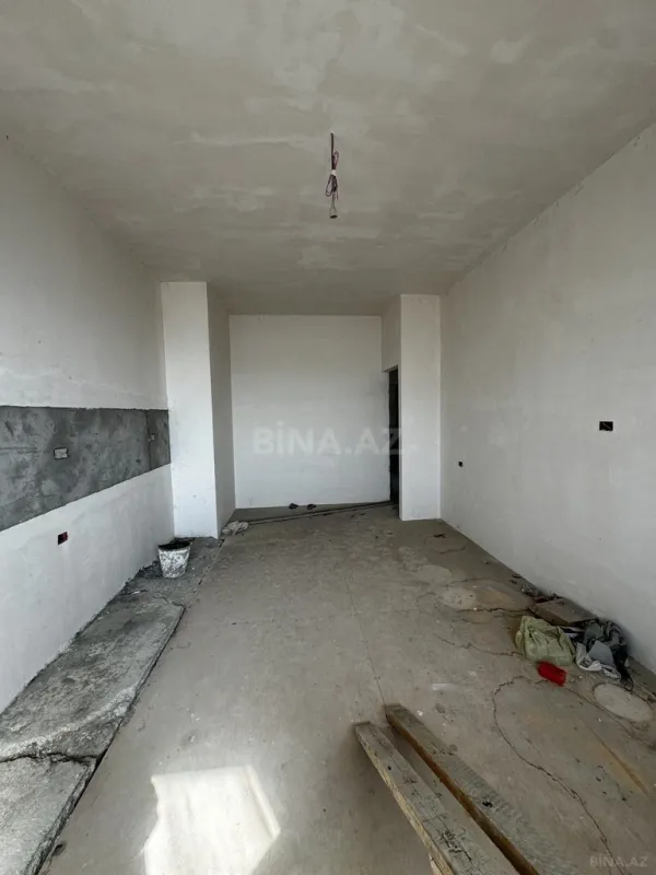 Satılır 4 otaqlı mənzil 160 m²