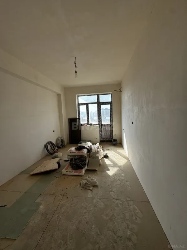 Satılır 4 otaqlı mənzil 160 m²