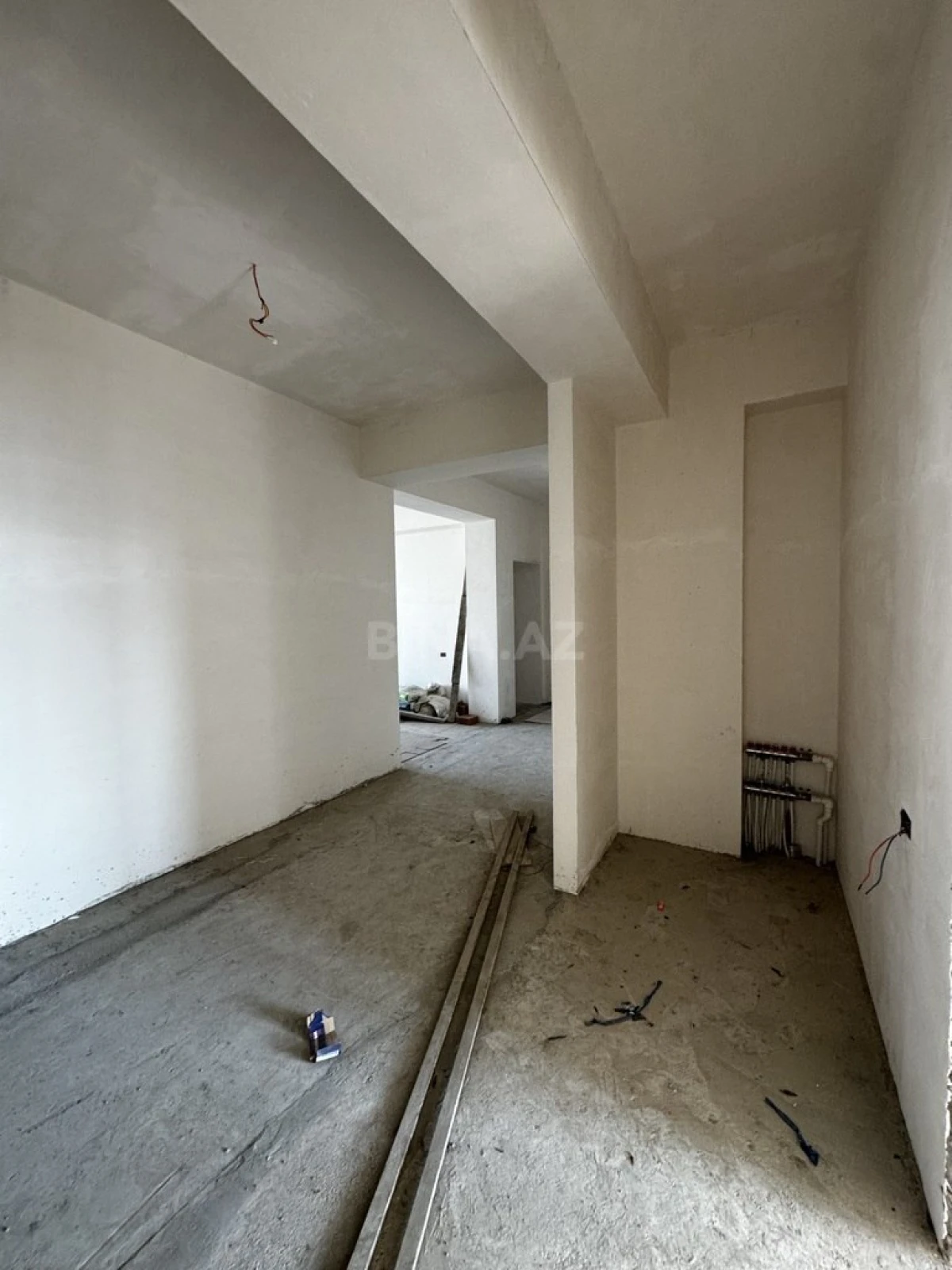 Satılır 4 otaqlı mənzil 160 m²