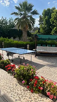 Kirayə verilir 6 otaqlı həyət evi 400 m²