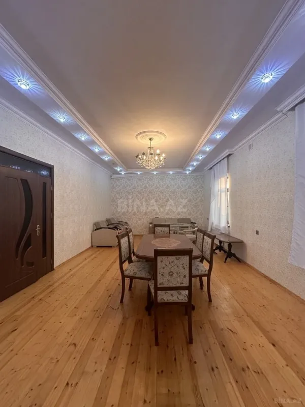 Satılır 6 otaqlı həyət evi 166 m²
