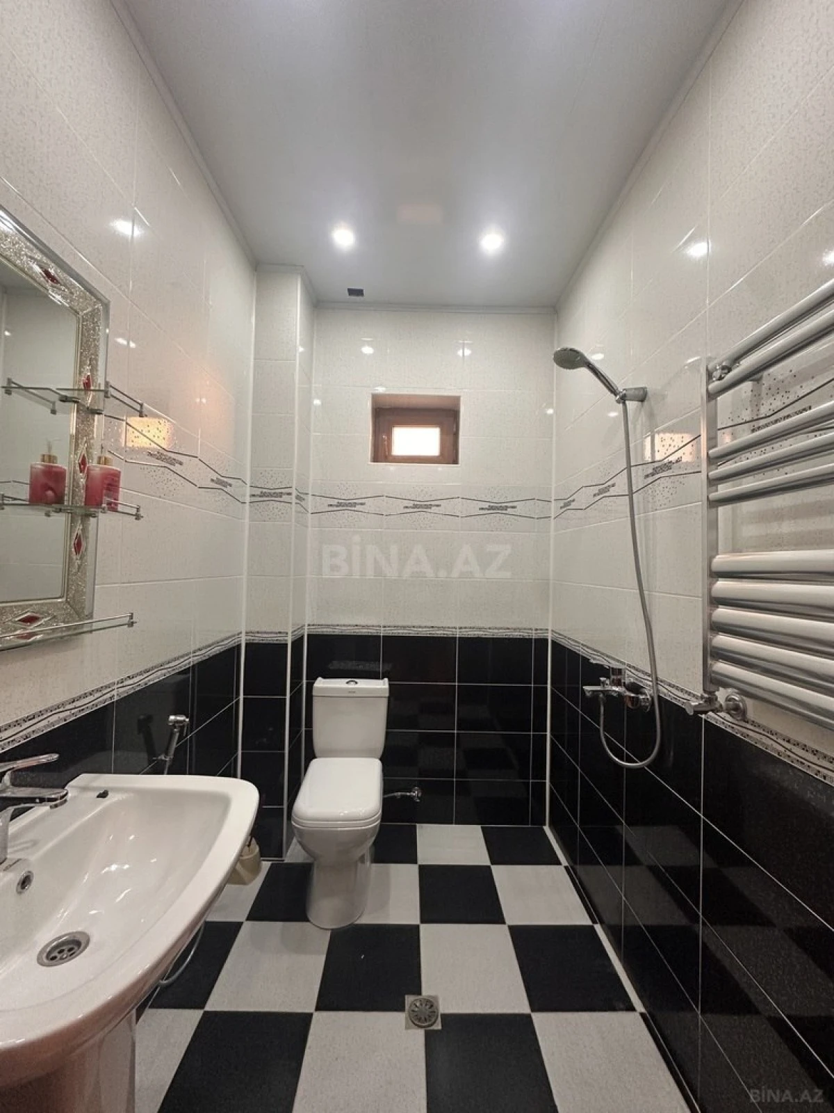 Satılır 6 otaqlı həyət evi 166 m²