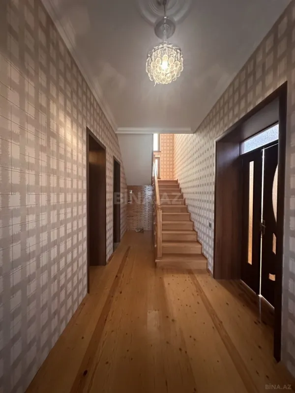 Satılır 6 otaqlı həyət evi 166 m²