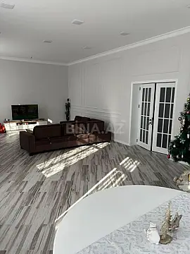 Satılır 7 otaqlı həyət evi 350 m²