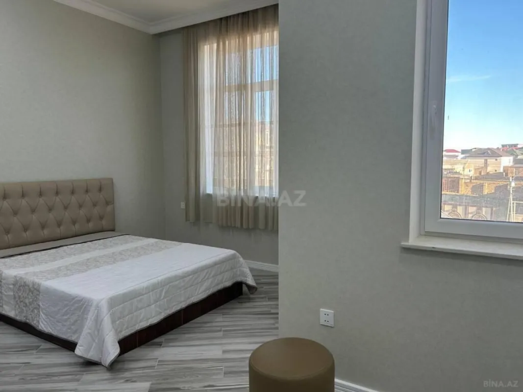 Satılır 7 otaqlı həyət evi 350 m²
