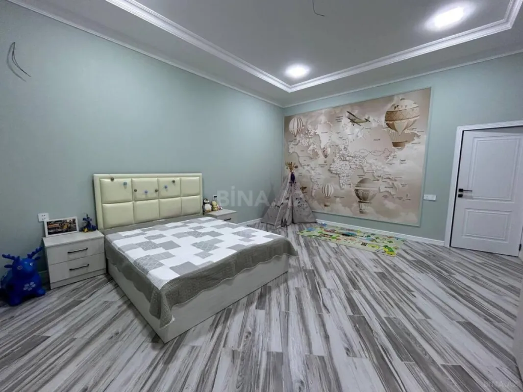 Satılır 7 otaqlı həyət evi 350 m²