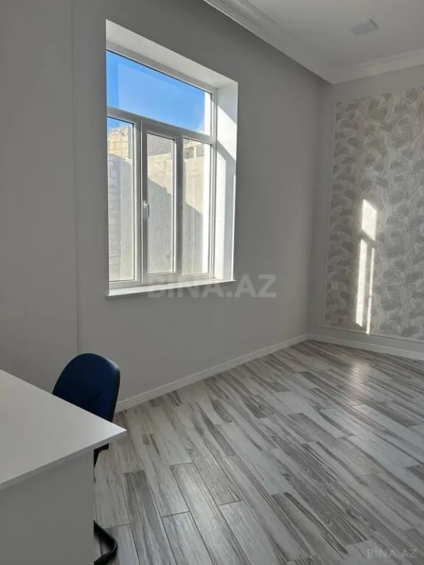 Satılır 7 otaqlı həyət evi 350 m²