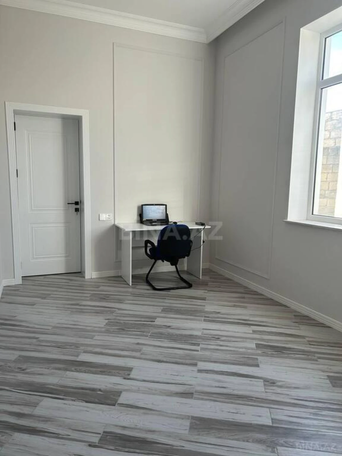 Satılır 7 otaqlı həyət evi 350 m²