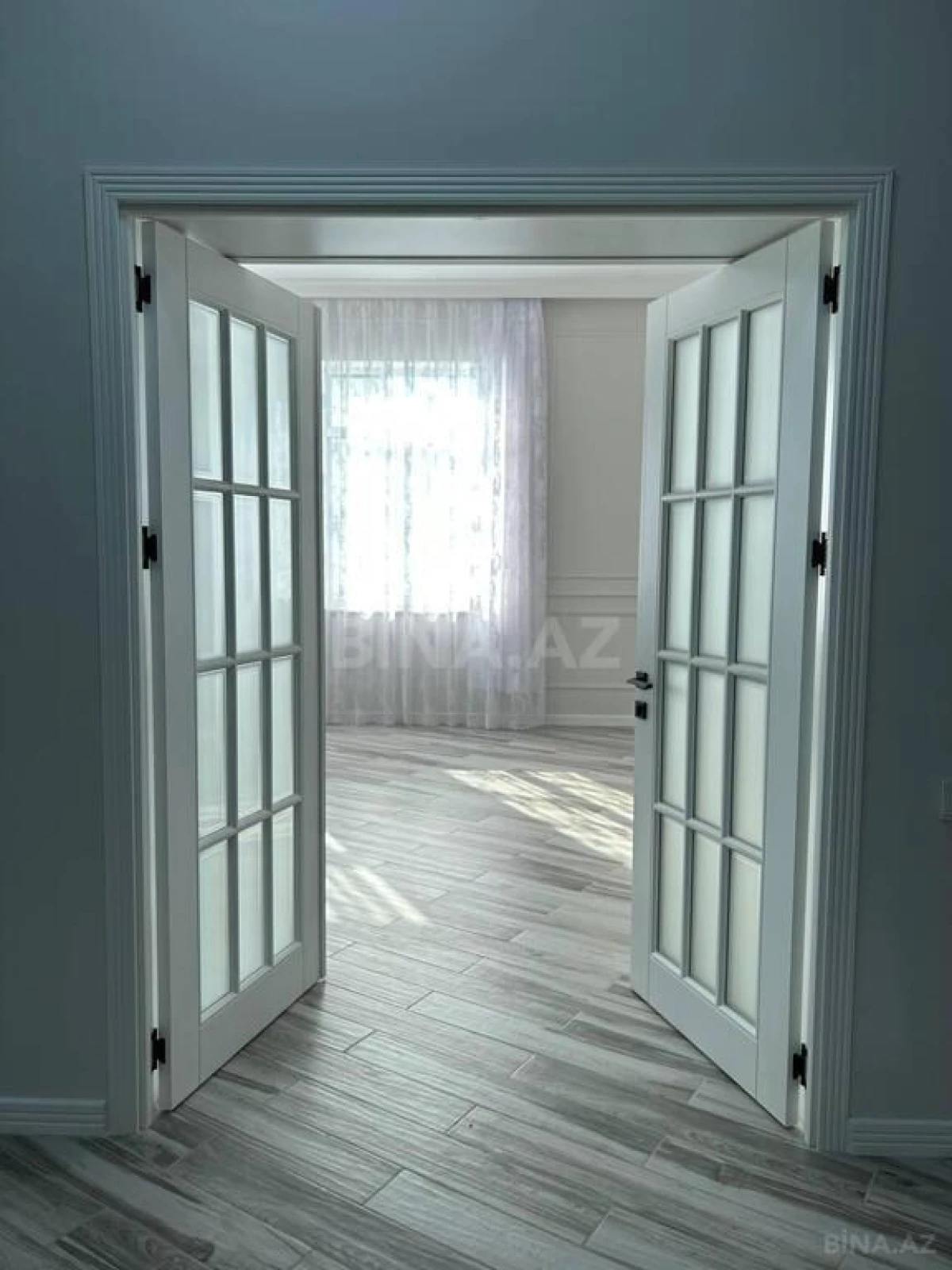 Satılır 7 otaqlı həyət evi 350 m²