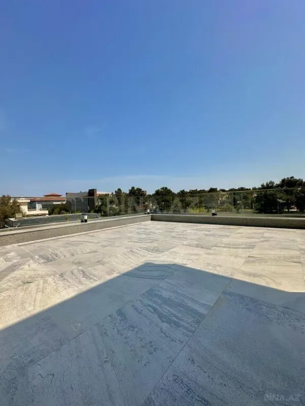 Satılır 5 otaqlı həyət evi 500 m²