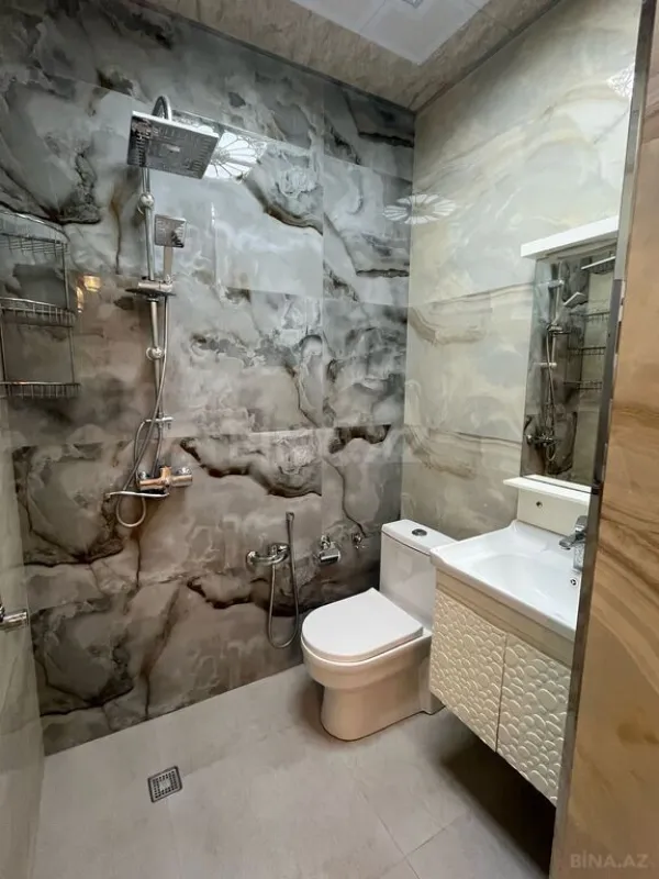 Kirayə verilir 3 otaqlı mənzil 120 m²