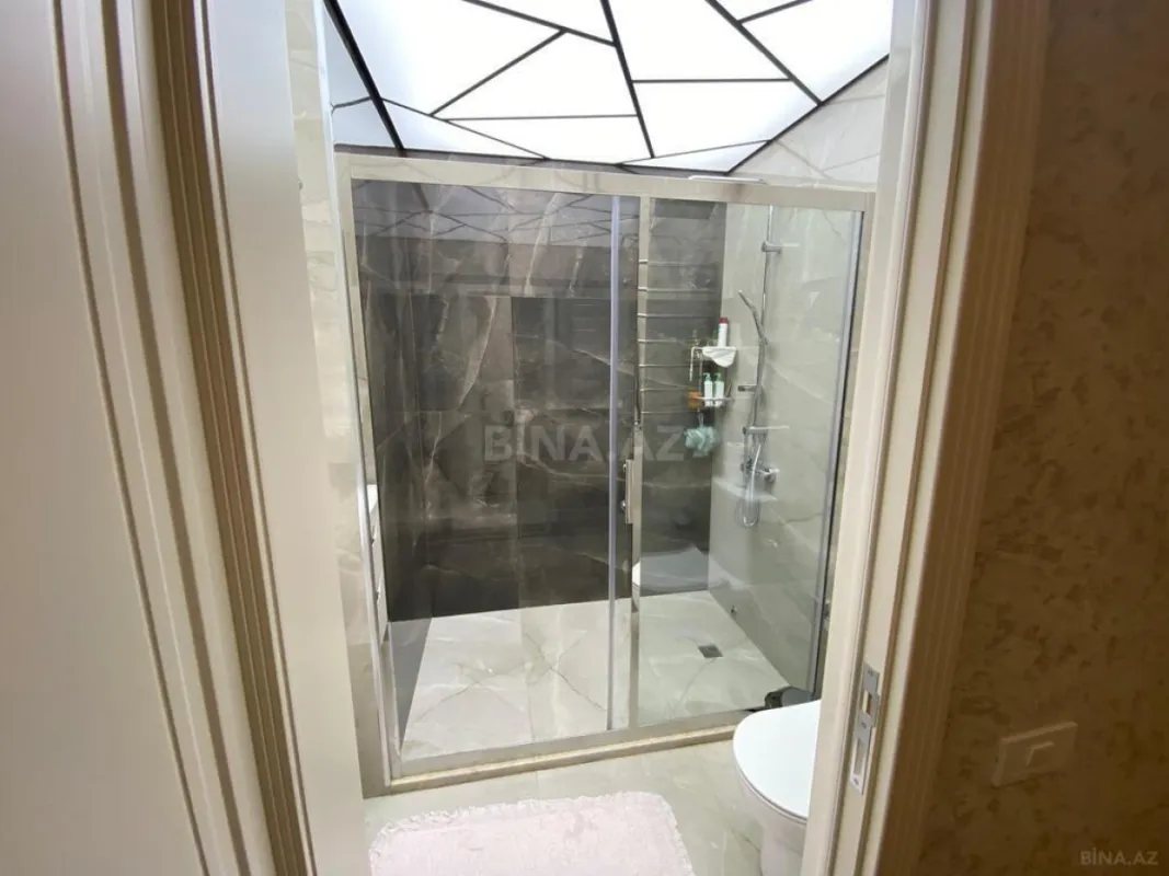 Kirayə verilir 3 otaqlı mənzil 130 m²