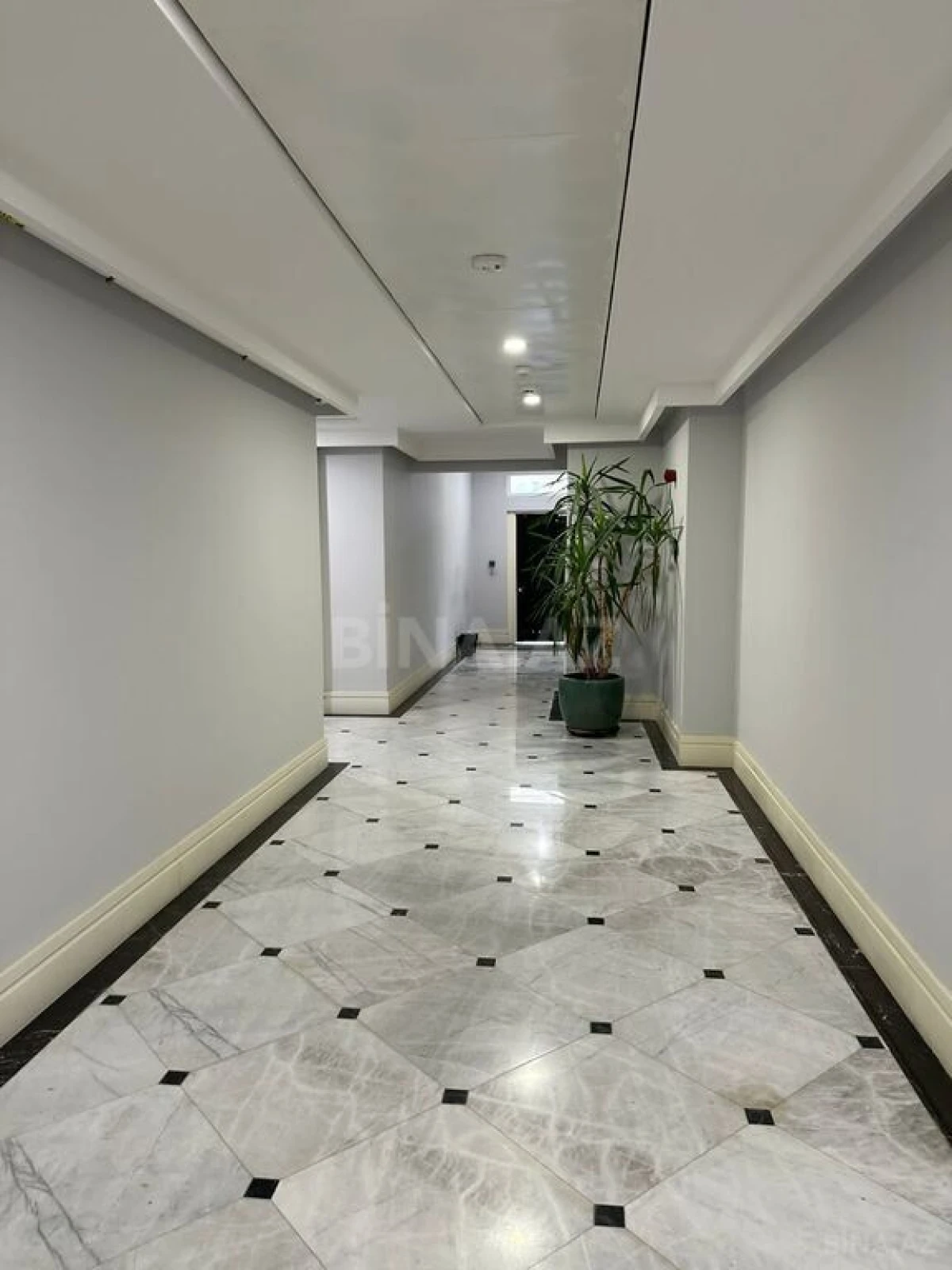 Kirayə verilir 2 otaqlı mənzil 55 m²