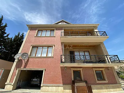 Satılır 6 otaqlı həyət evi 650 m²