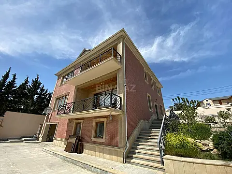 Satılır 6 otaqlı həyət evi 650 m² — Bakı, Badamdar 6 otaq 650.00 m²