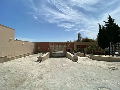Satılır 6 otaqlı həyət evi 650 m²