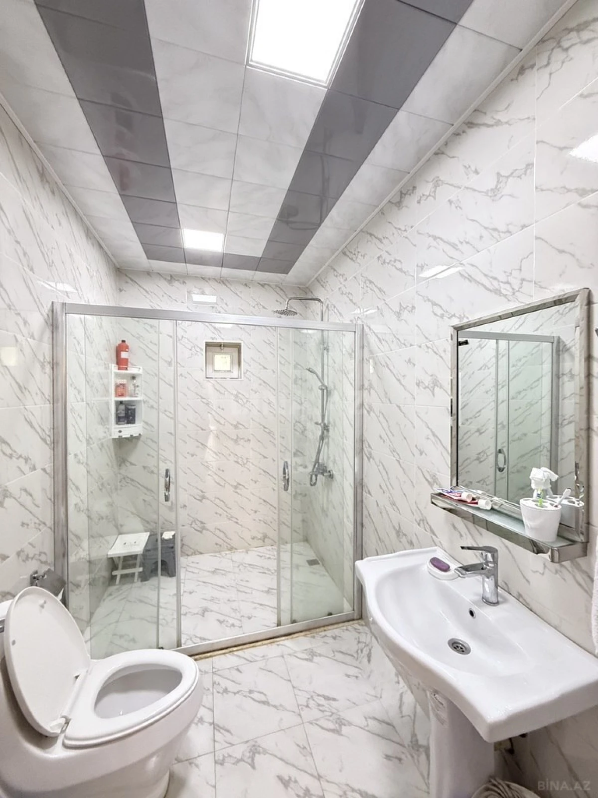 Satılır 4 otaqlı həyət evi 170 m²