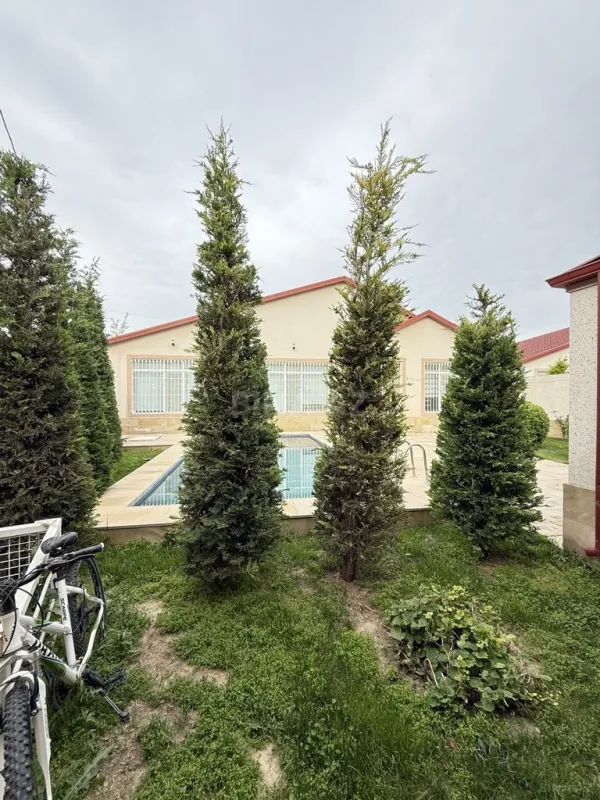 Satılır 4 otaqlı həyət evi 170 m²