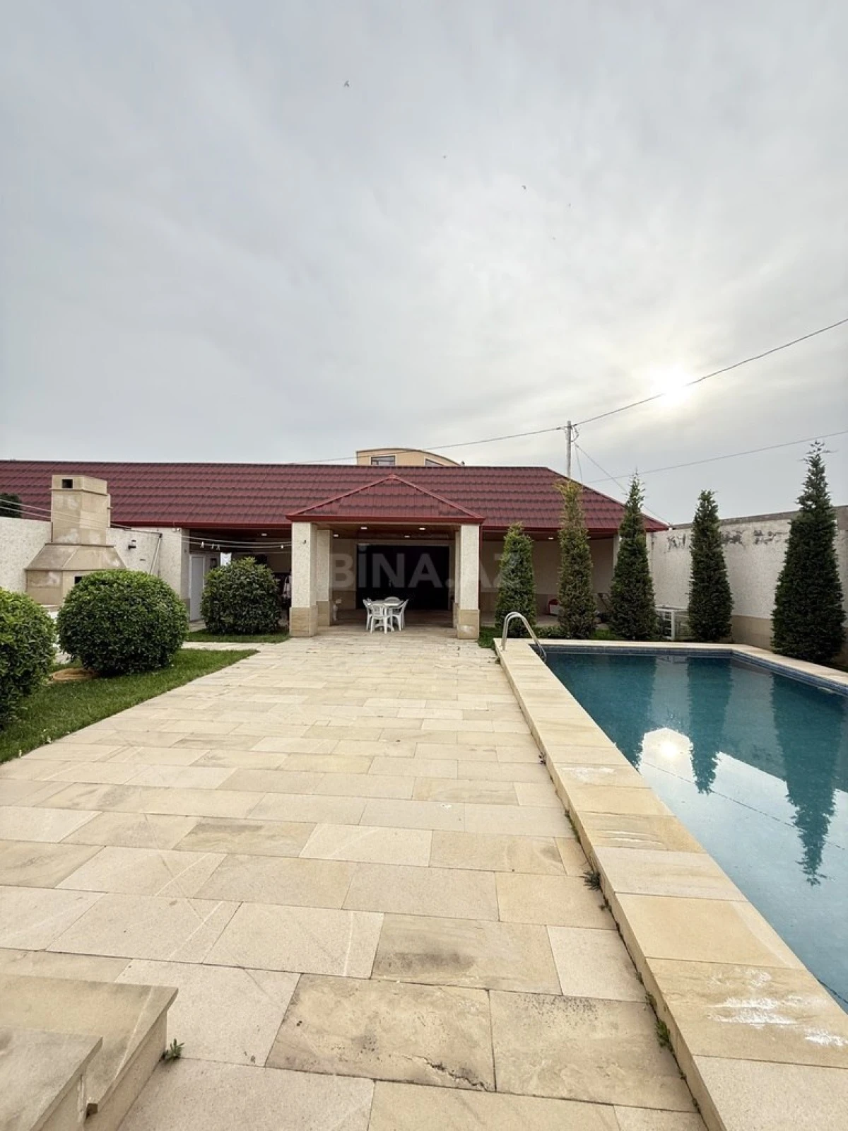 Satılır 4 otaqlı həyət evi 170 m²