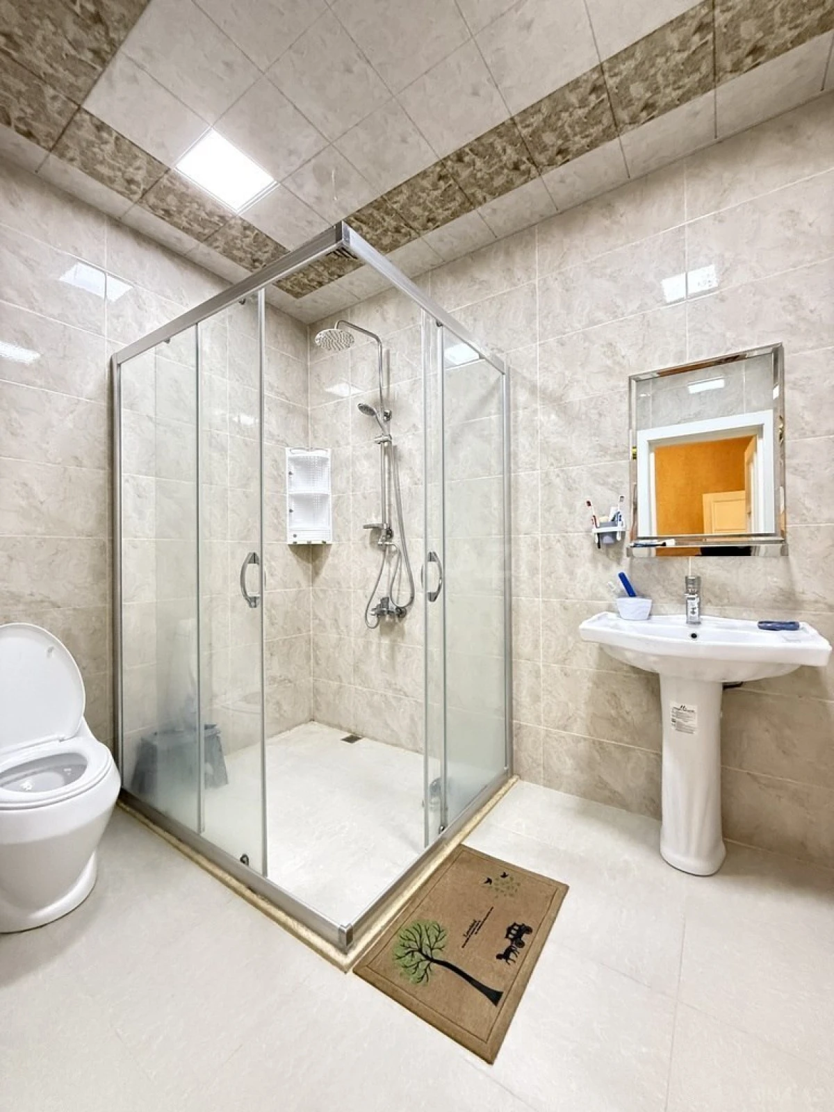 Satılır 4 otaqlı həyət evi 170 m²