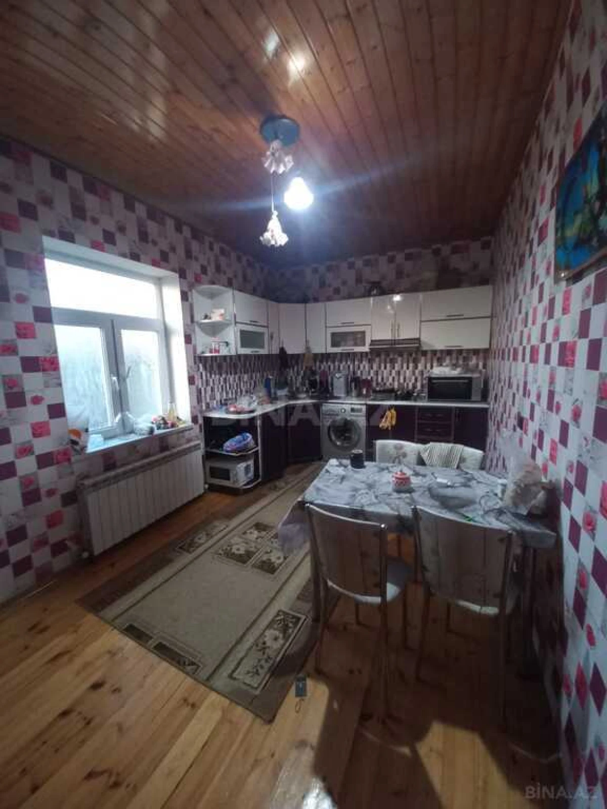 Satılır 4 otaqlı həyət evi 180 m²