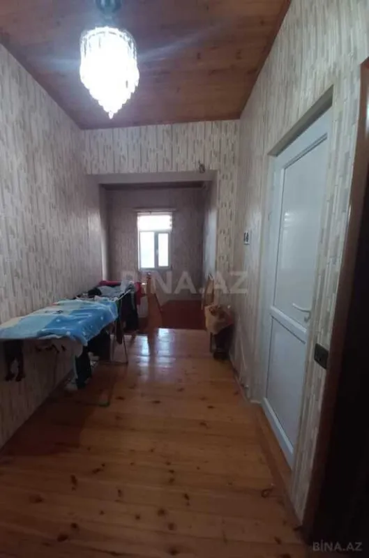 Satılır 4 otaqlı həyət evi 180 m²