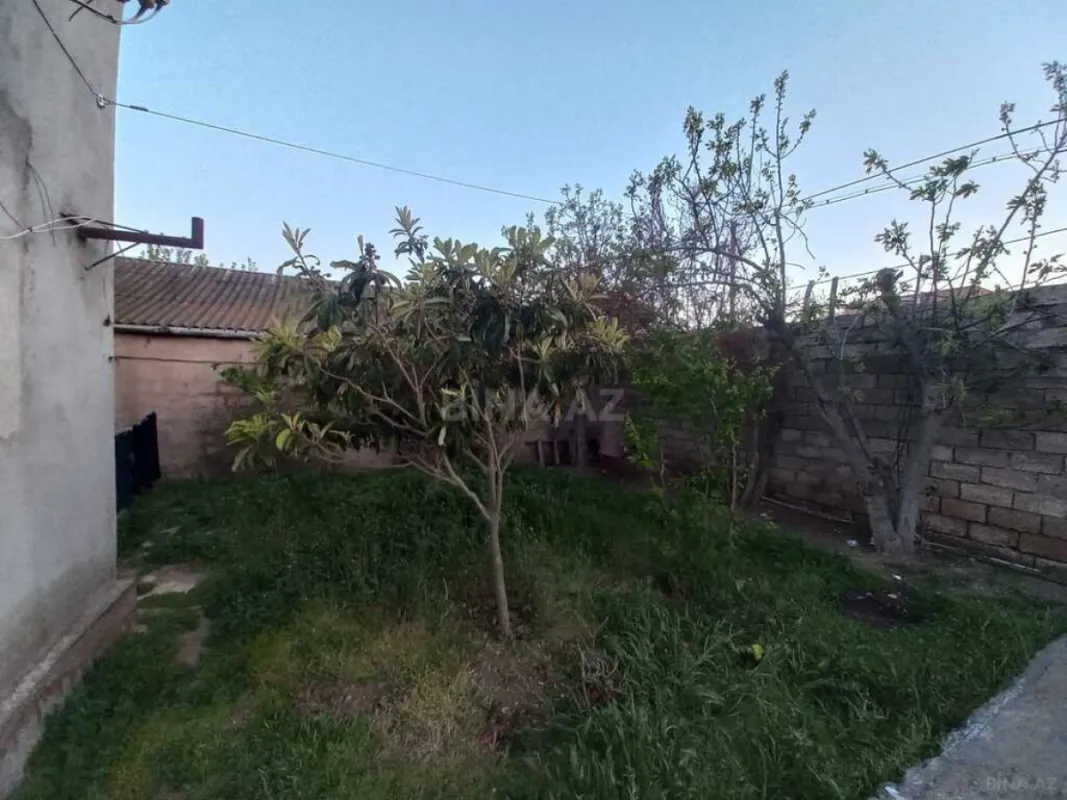 Satılır 4 otaqlı həyət evi 180 m²