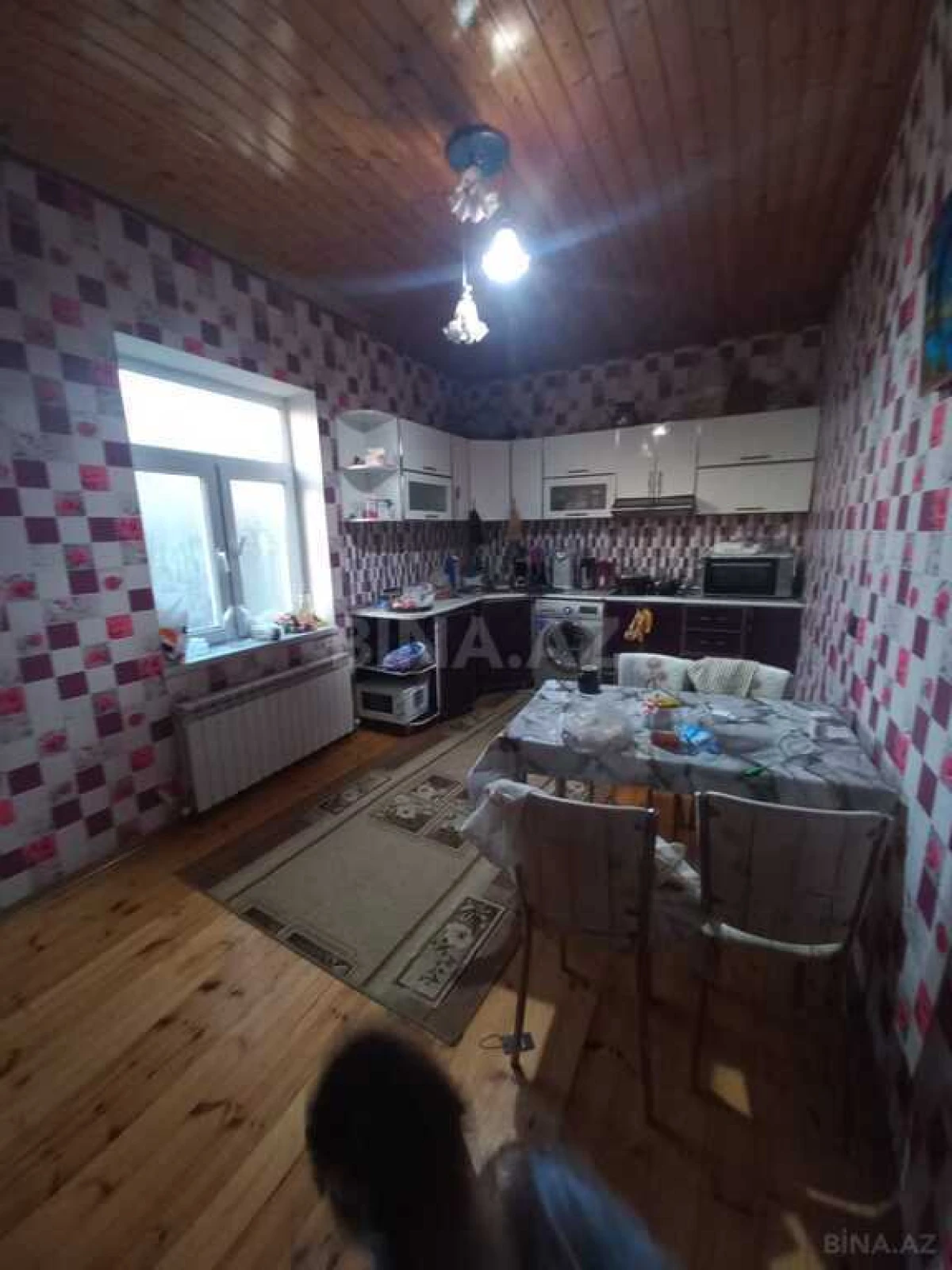 Satılır 4 otaqlı həyət evi 180 m²
