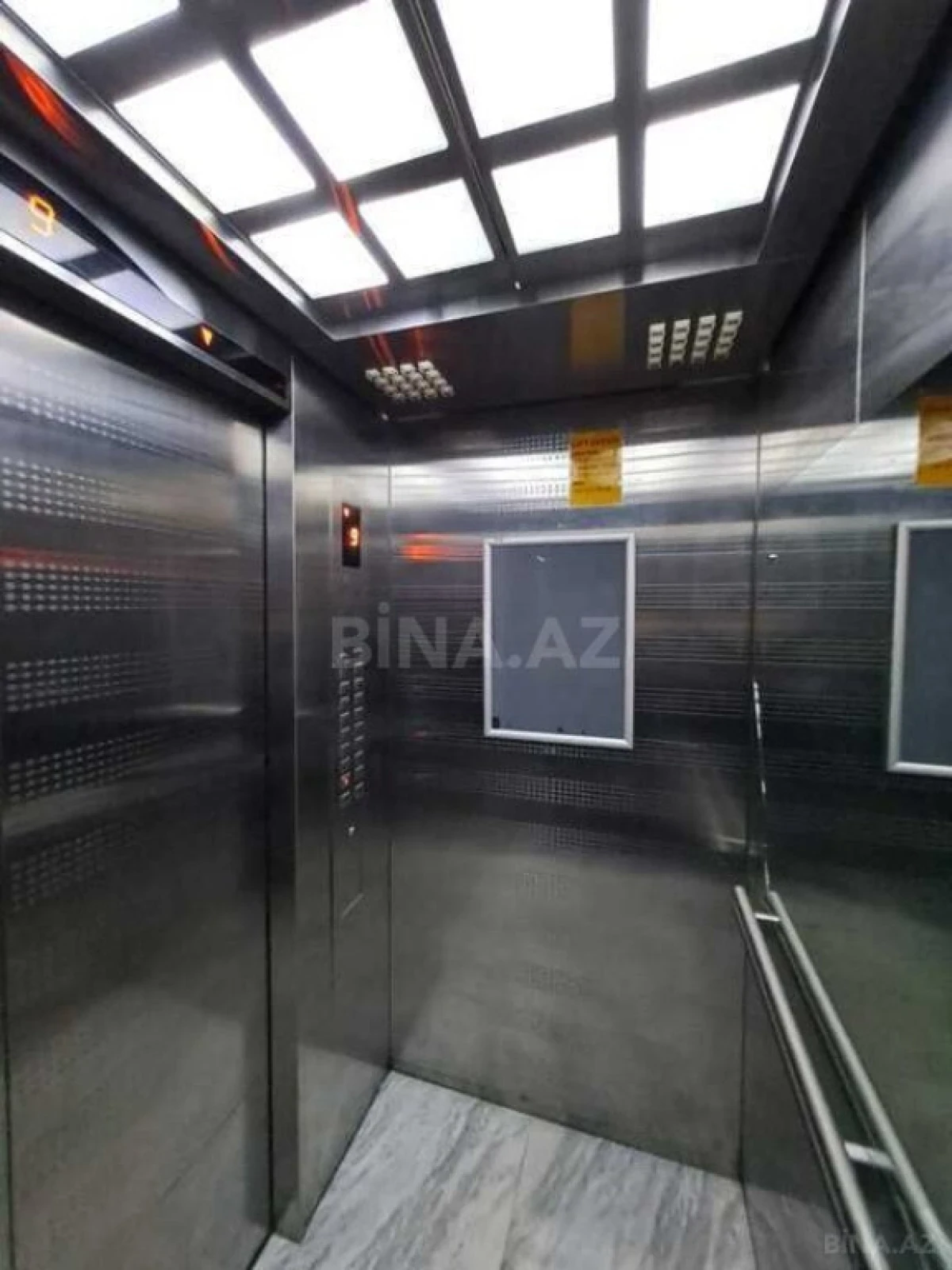 Satılır 4 otaqlı mənzil 204 m²