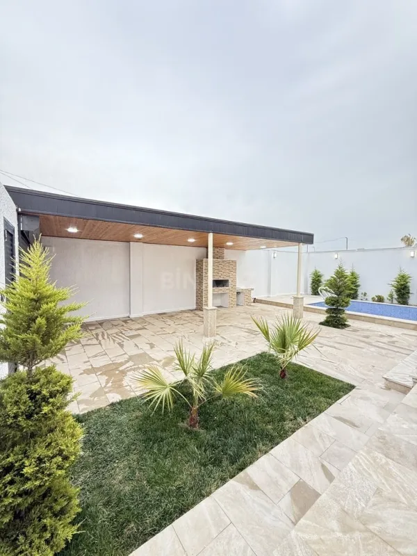Satılır 4 otaqlı həyət evi 140 m²