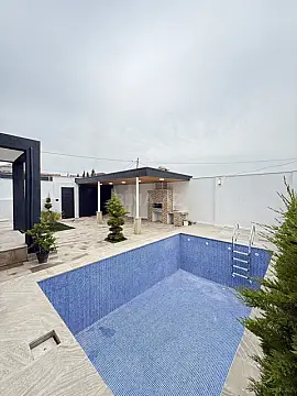 Satılır 4 otaqlı həyət evi 140 m²