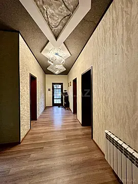 Satılır 4 otaqlı həyət evi 220 m²