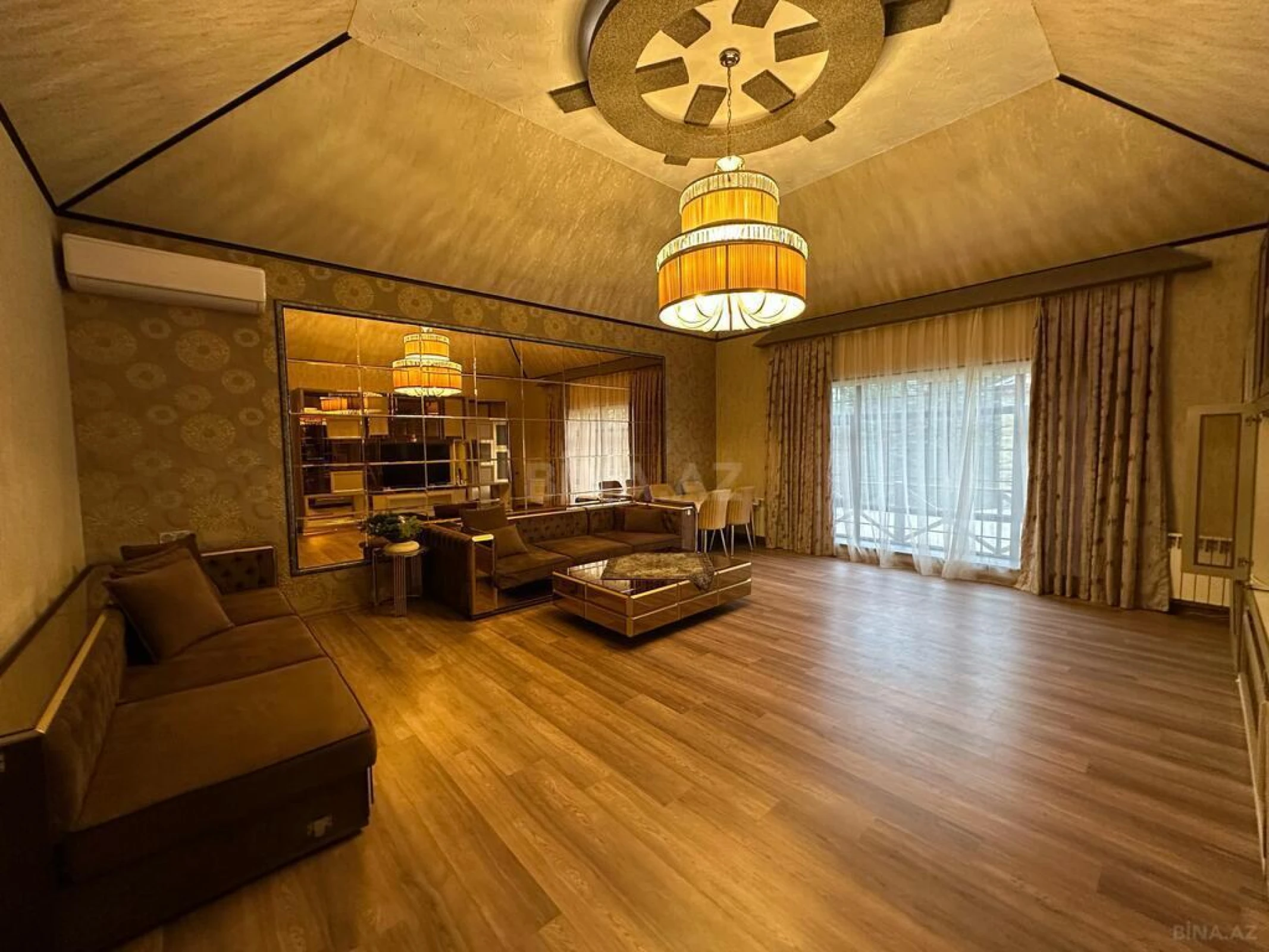 Satılır 4 otaqlı həyət evi 220 m²