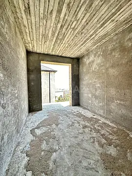 Satılır 6 otaqlı həyət evi 400 m²