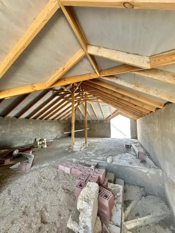 Satılır 6 otaqlı həyət evi 400 m²