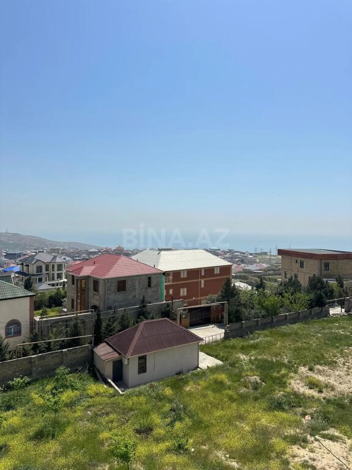 Satılır 6 otaqlı həyət evi 400 m²