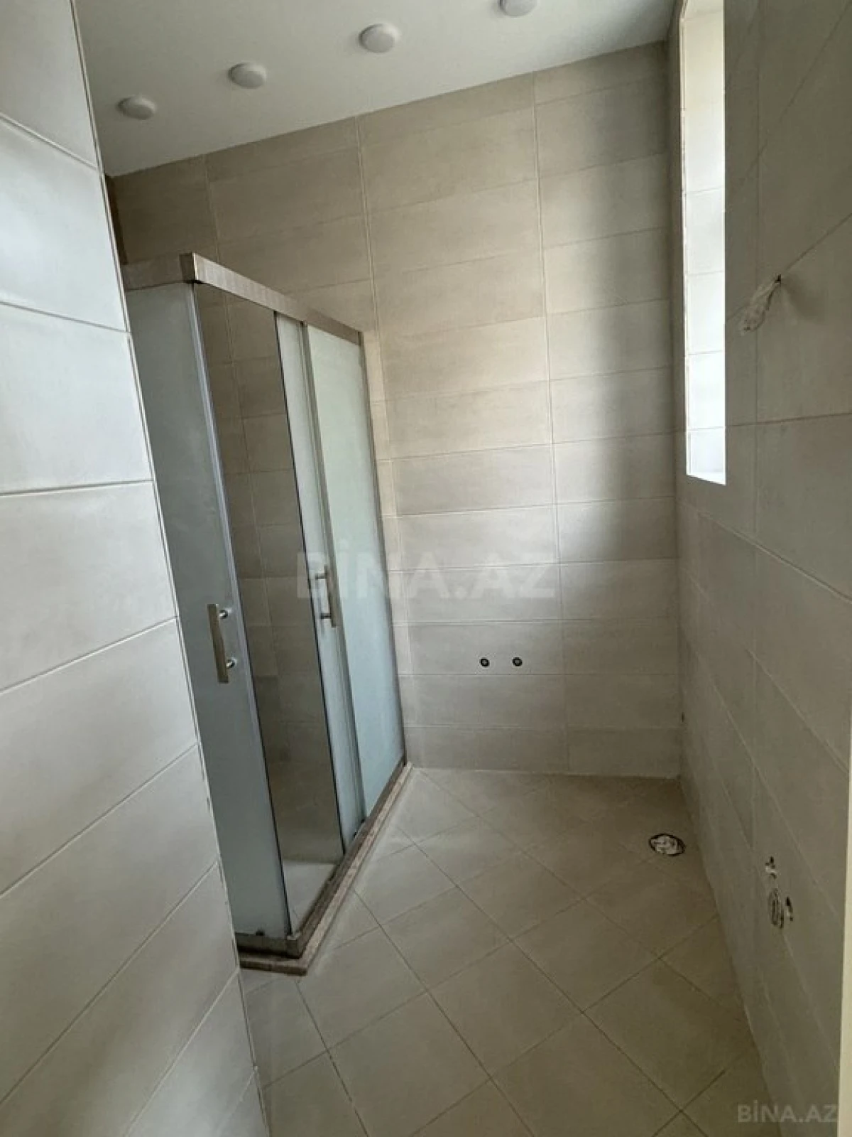 Satılır 6 otaqlı həyət evi 276.8 m²