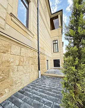 Satılır 6 otaqlı həyət evi 276.8 m²
