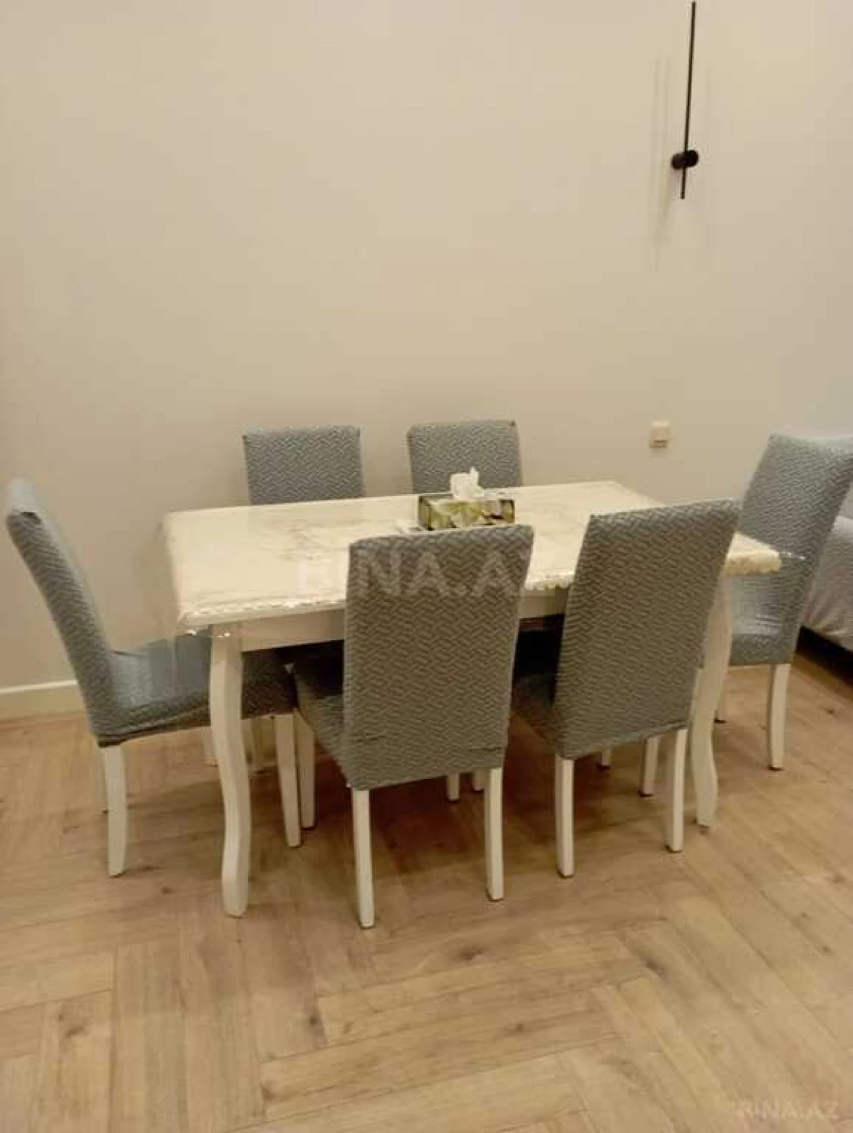 Kirayə verilir 2 otaqlı mənzil 60 m²