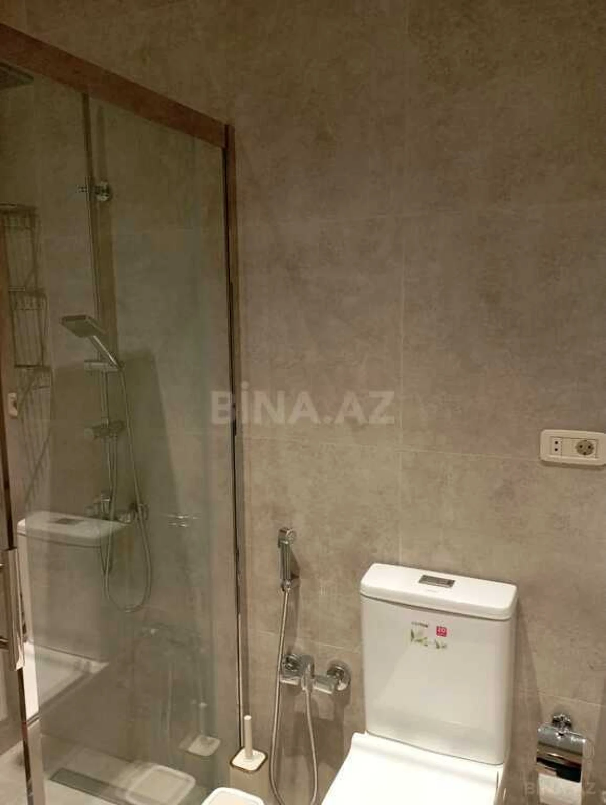 Kirayə verilir 2 otaqlı mənzil 60 m²